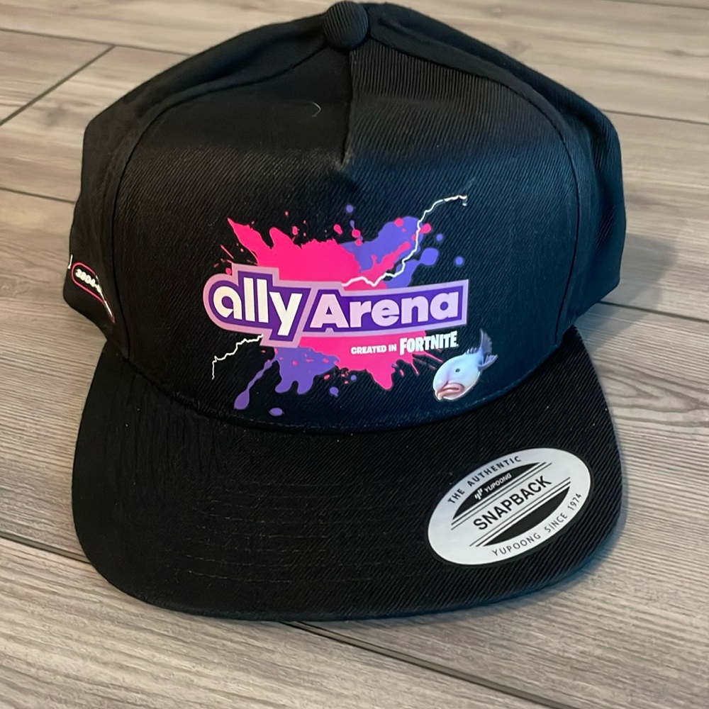 Fortnite hat